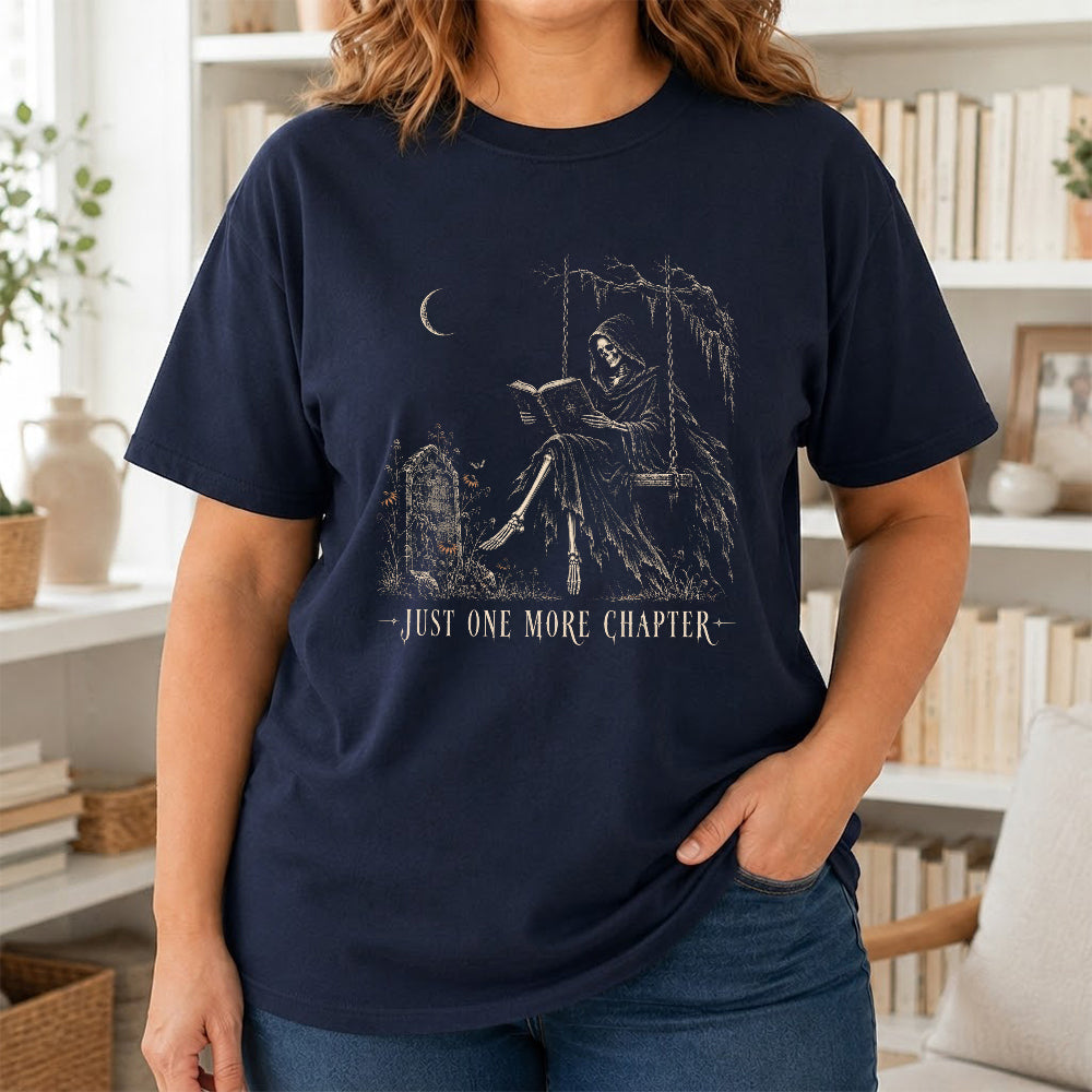 Just One More Chapter Grim Reaper Printed T-Shirt | Spooky Halloween Reader Gift Navy