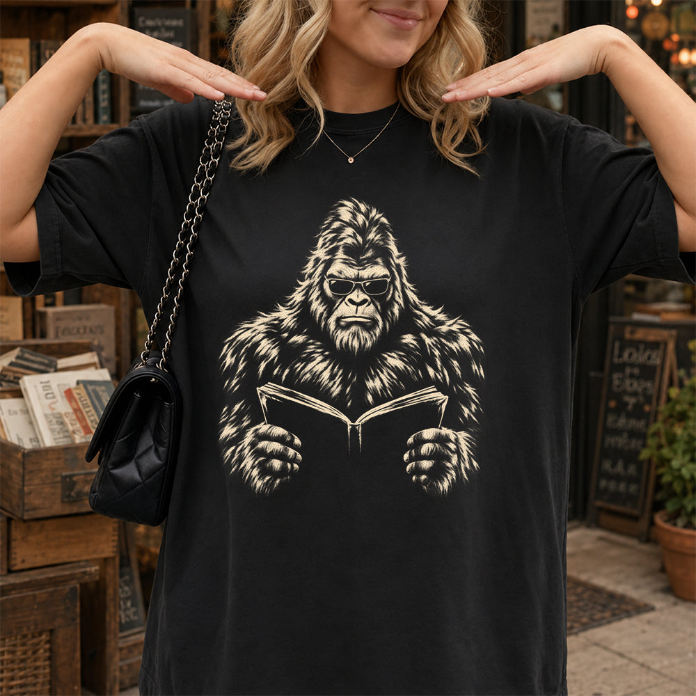 Big Foot Reading Book Softstyle T-Shirt | Book Lover Gift Black