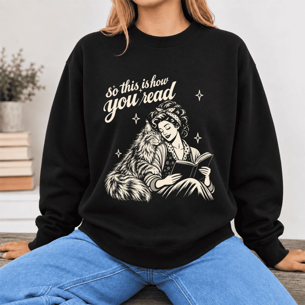 How You Read Maine Coon Softstyle Sweatshirt | Cozy Cat & Book Lover Gift Black
