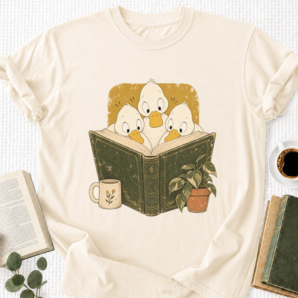 Minimal Japanese Ducks Reading Softstyle T-Shirt | Book Lover Gift Natural