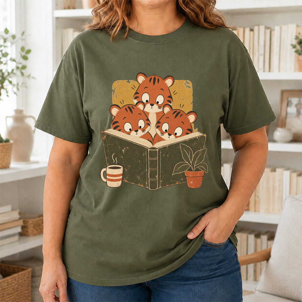 Minimal Japanese Tigers Reading Softstyle T-Shirt | Book Lover Gift Military Green