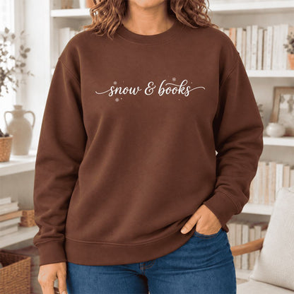 Snow & Books Softstyle Sweatshirt | Christmas Book Lover Gift Cocoa