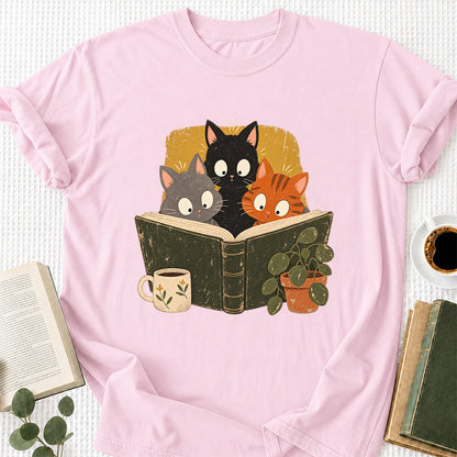 Minimal Japanese Cats Reading Softstyle T-Shirt | Book Lover Gift Light Pink