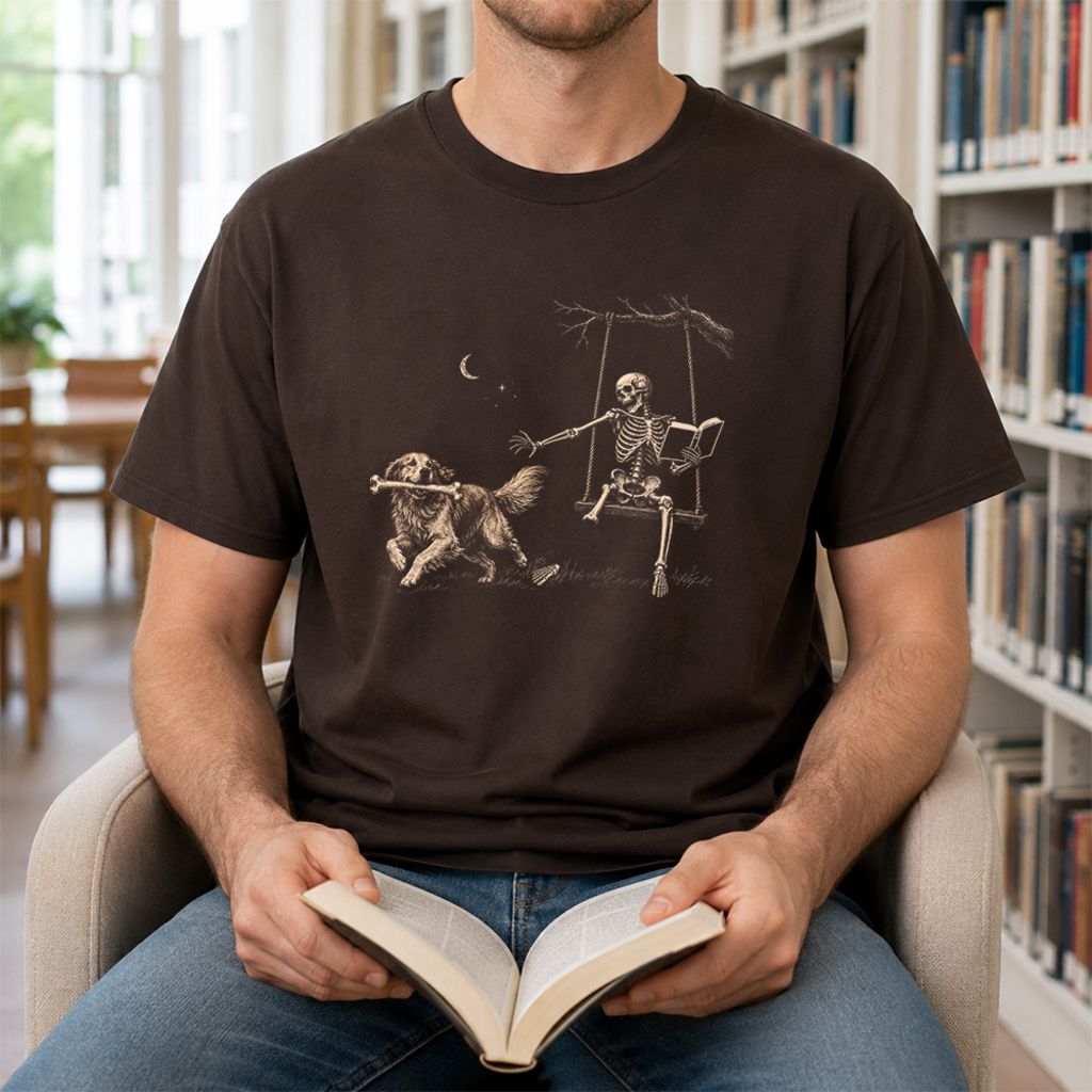 Funny Reading Book With Golden Retriever Printed T-Shirt | Halloween Reader Gift Dark Chocolate