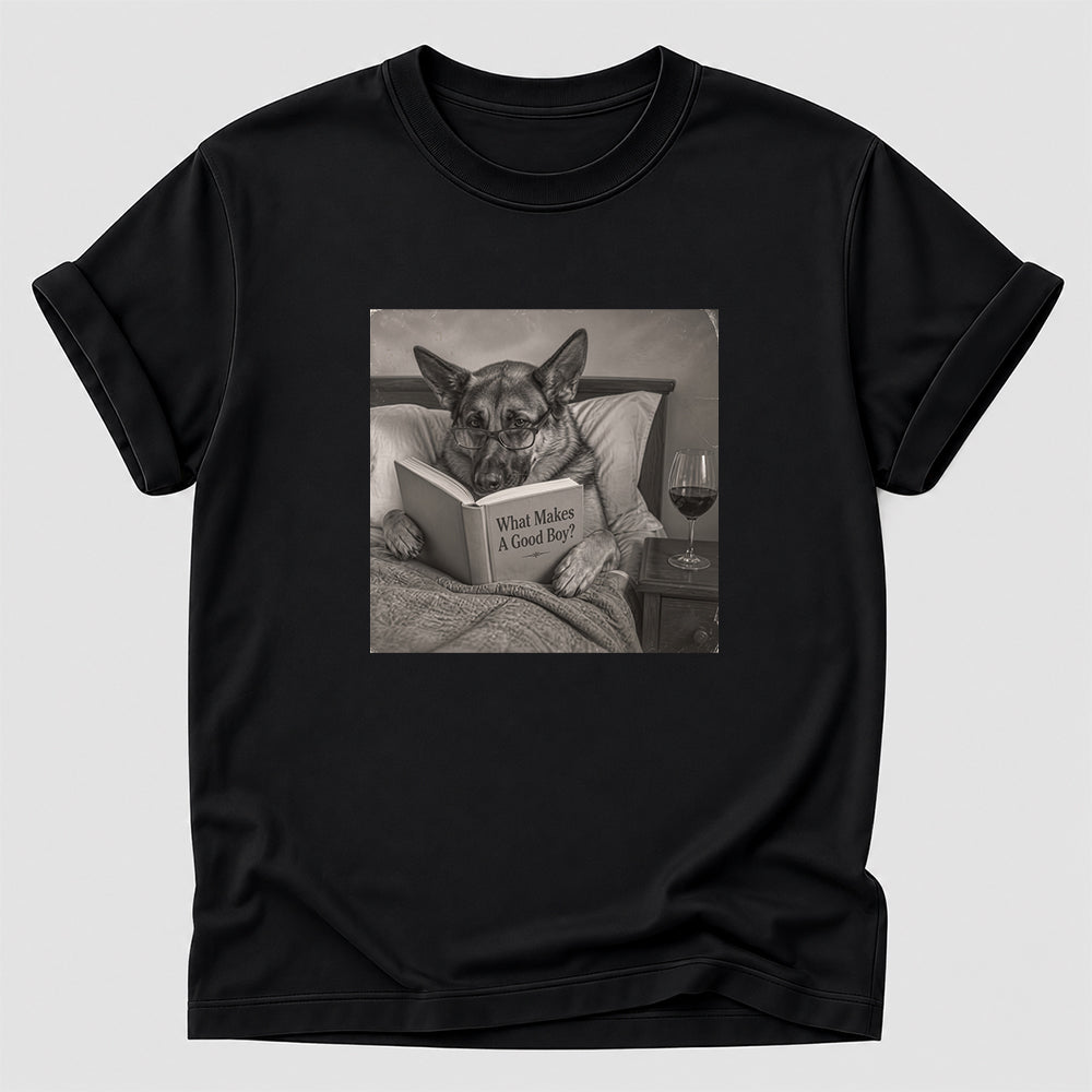 What Makes A Good Boy Printed T-Shirt | Cozy German Shepherd Mom Reader Gift Black