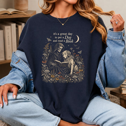 It'S A Great Day To Pet A Dog Printed T-Shirt | Halloween Gift For Golden Retriever Lover & Reader Navy