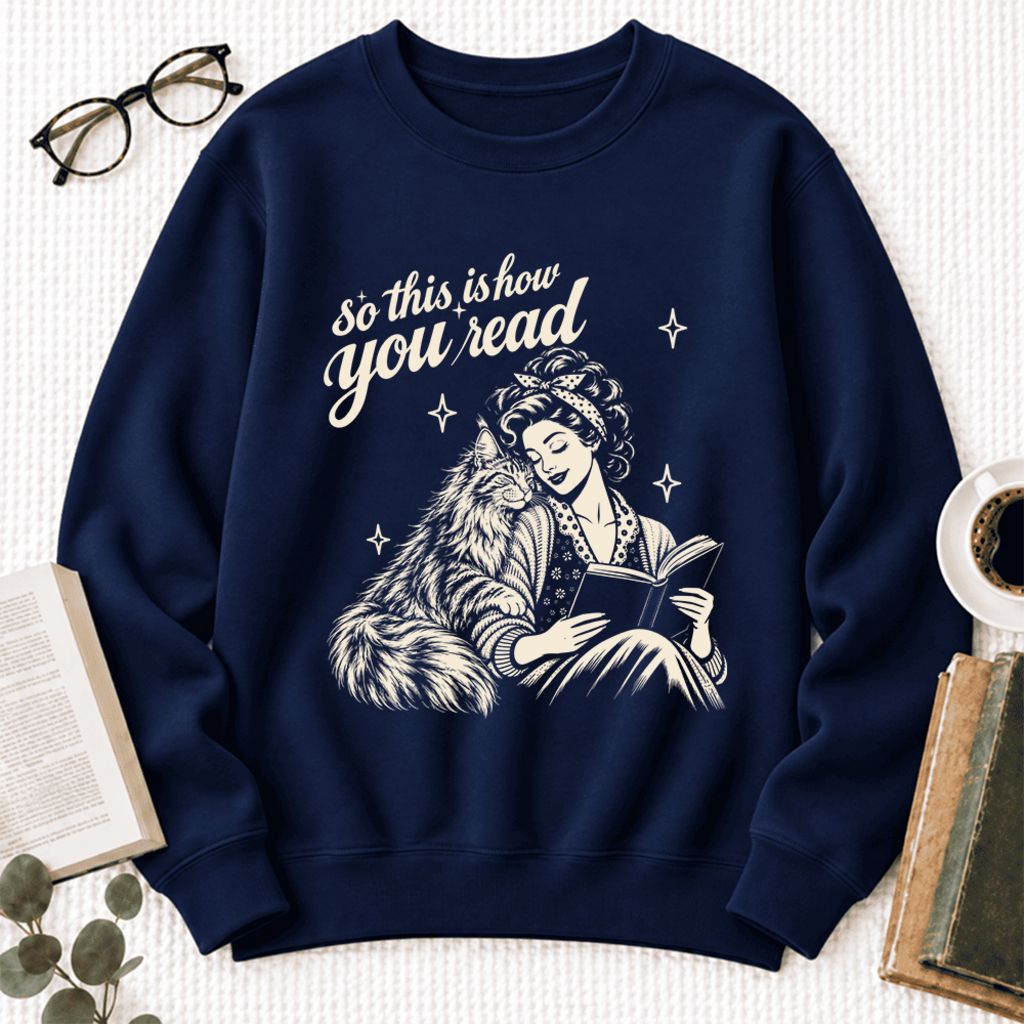 How You Read Maine Coon Softstyle Sweatshirt | Cozy Cat & Book Lover Gift Navy