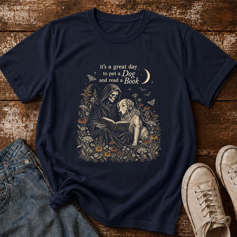 It'S A Great Day To Pet A Dog Printed T-Shirt | Halloween Gift For Golden Retriever Lover & Reader Navy