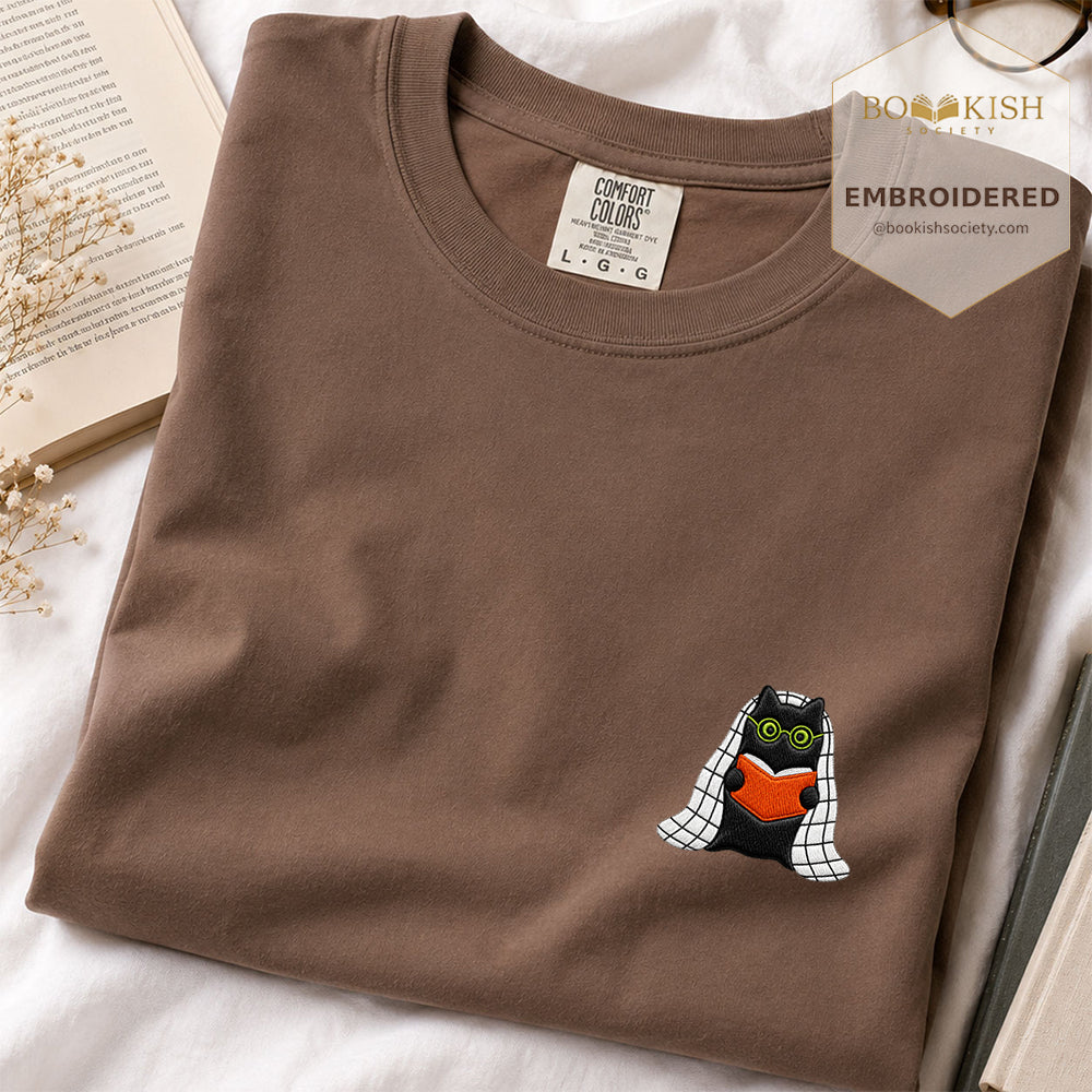 Embroidered Cat Reading Comfort Color ® T-shirt Book Lover Gift Espresso