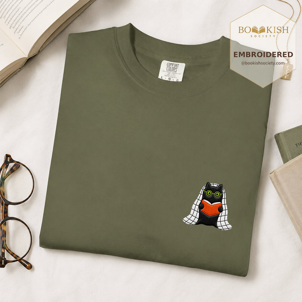 Embroidered Cat Reading Comfort Color ® T-shirt Book Lover Gift Hemp