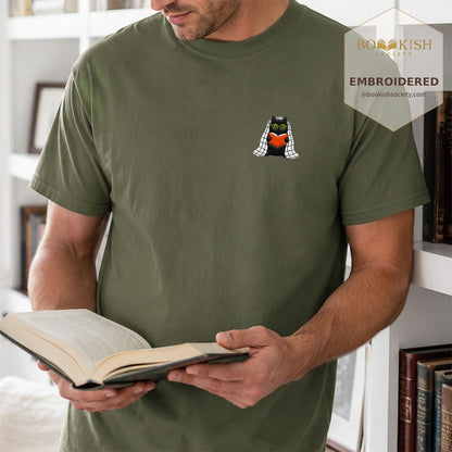 Embroidered Cat Reading Comfort Color ® T-shirt Book Lover Gift Hemp
