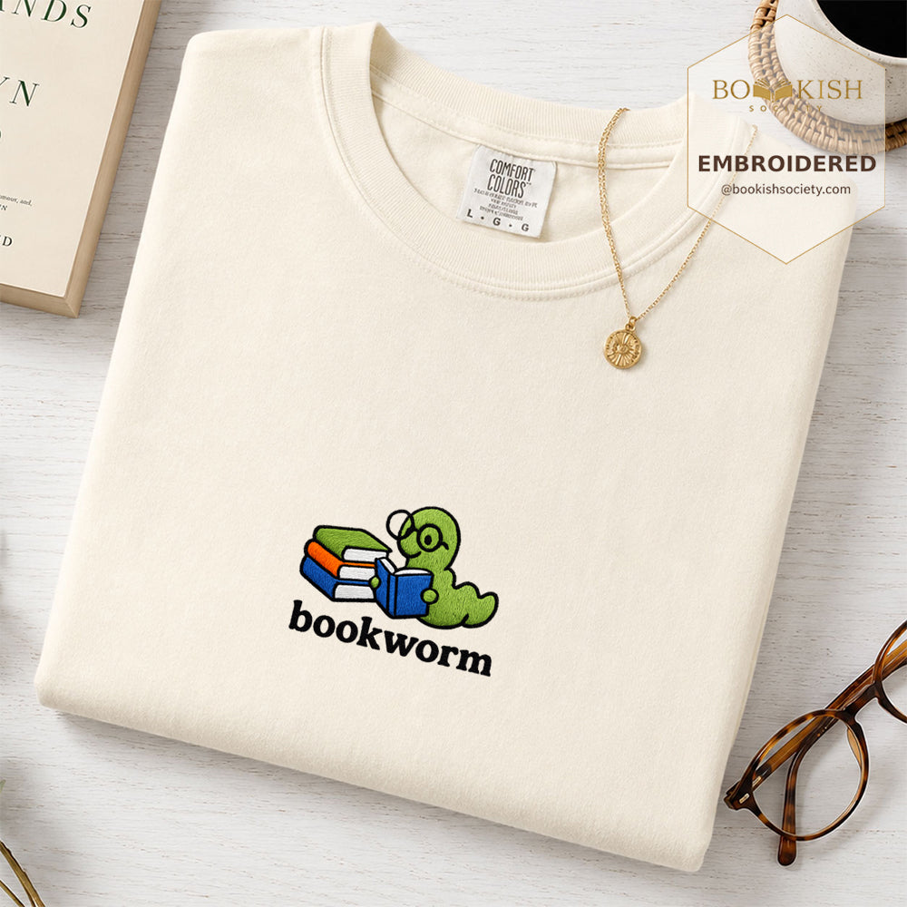 Embroidered Bookworm Comfort Color ® T-shirt Book Lover Gift Ivory