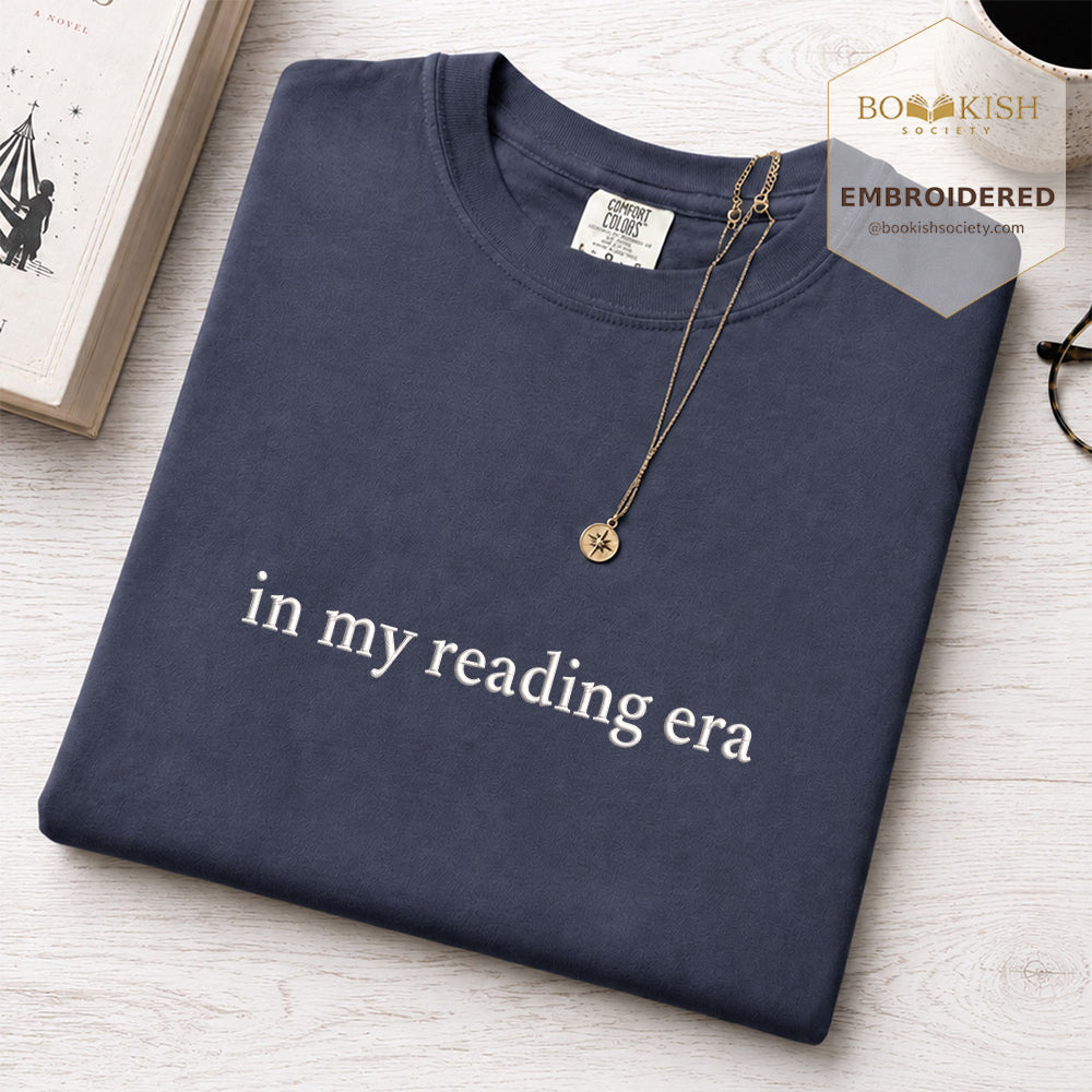 Embroidered In My Reading Era Comfort Color ® T-shirt Book Lover Gift Navy