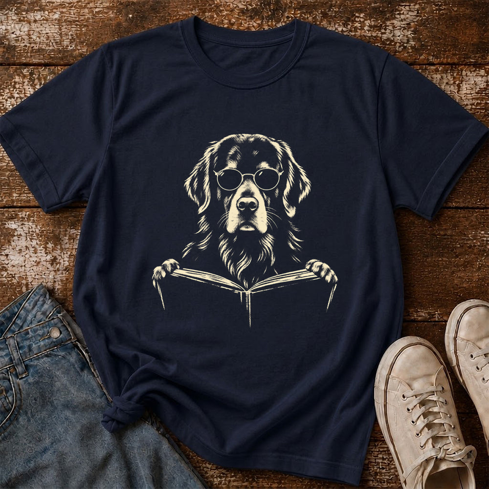Golden Retriever Reading Book Softstyle T-Shirt | Book Lover Gift Navy