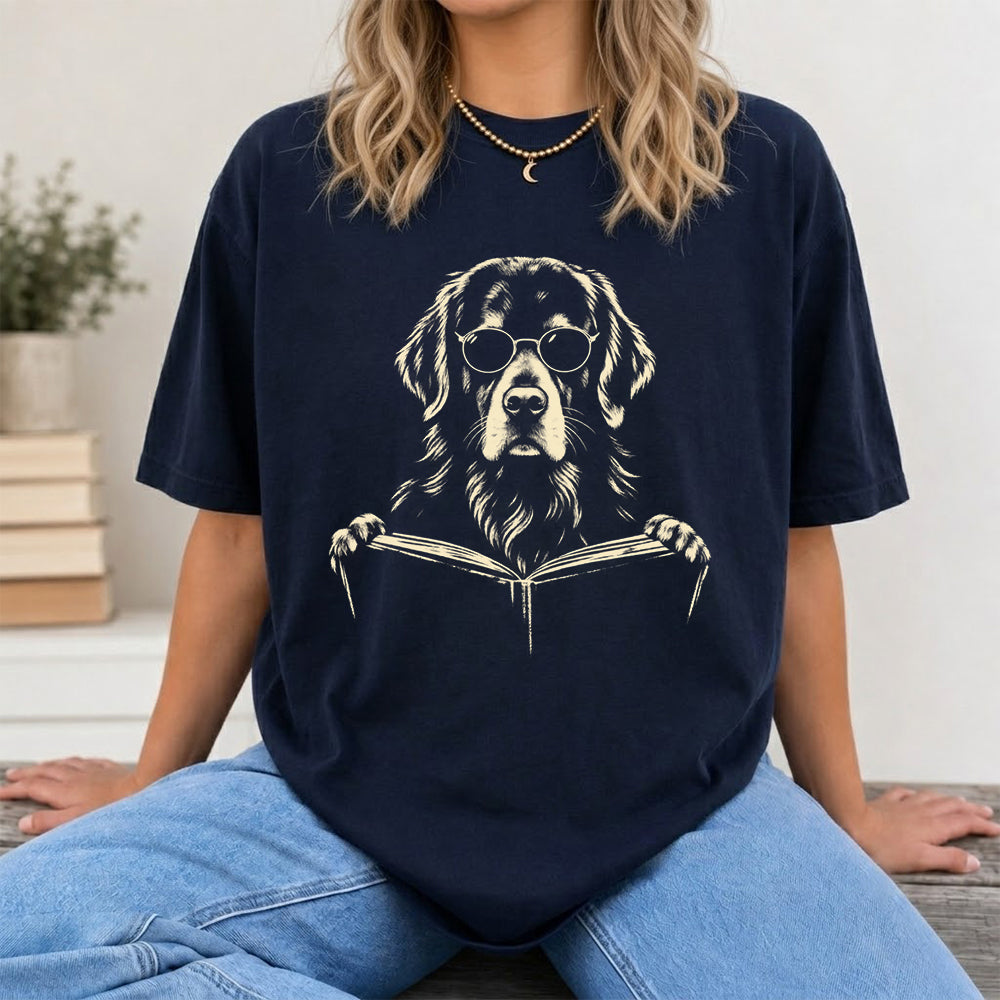 Golden Retriever Reading Book Softstyle T-Shirt | Book Lover Gift Navy