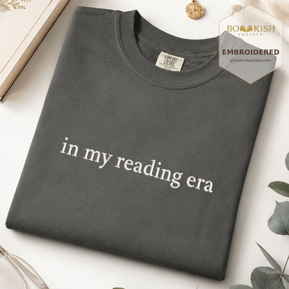 Embroidered In My Reading Era Comfort Color ® T-shirt Book Lover Gift Pepper