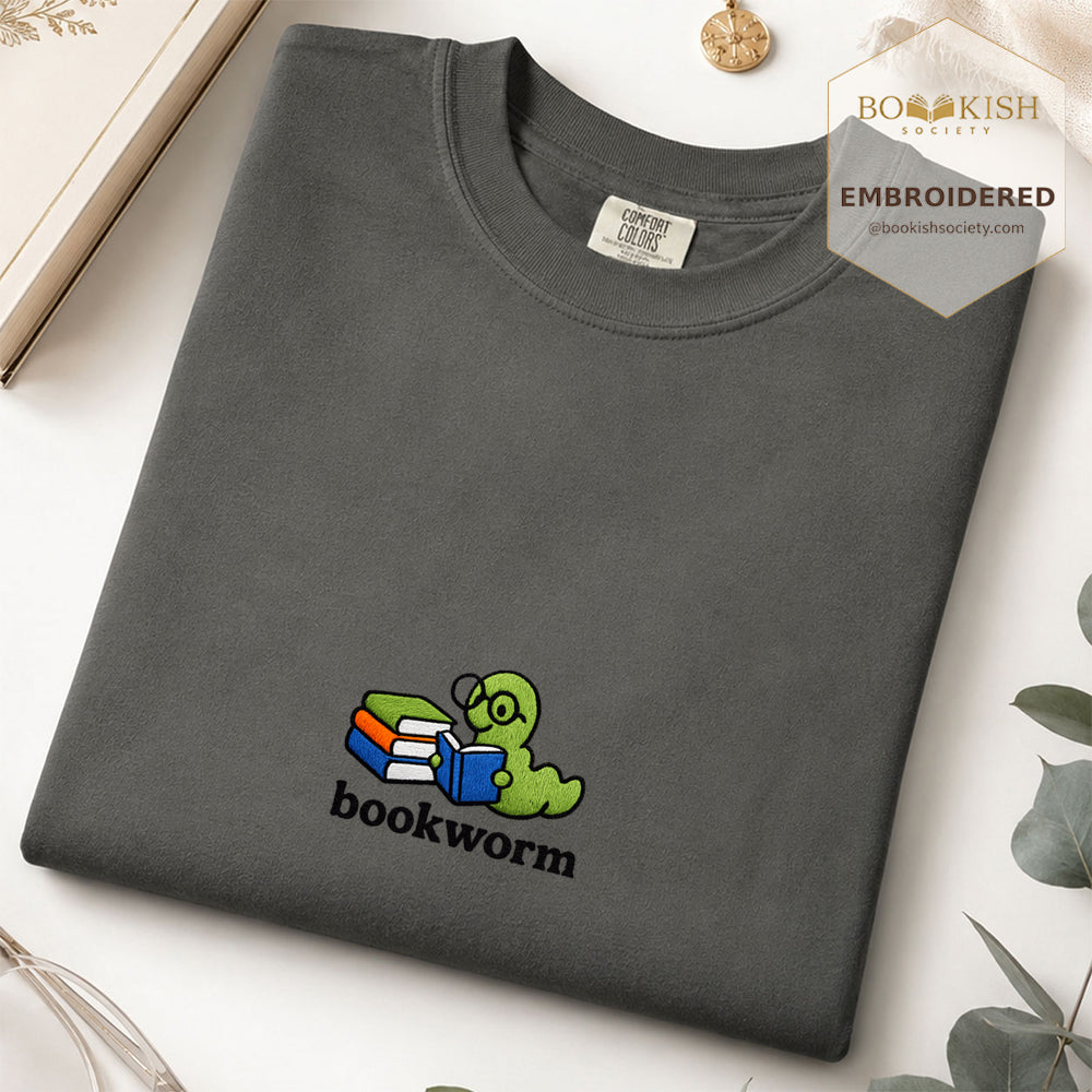 Embroidered Bookworm Comfort Color ® T-shirt Book Lover Gift Pepper