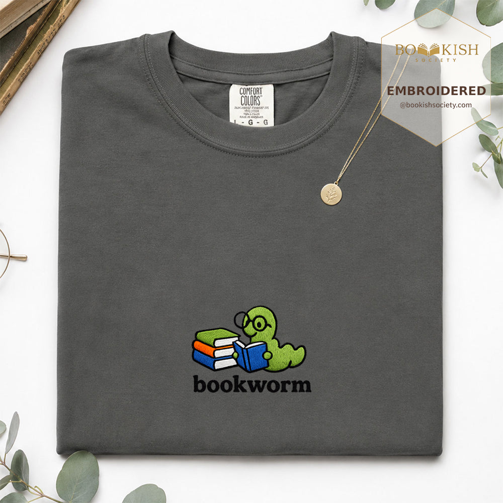 Embroidered Bookworm Comfort Color ® T-shirt Book Lover Gift Pepper
