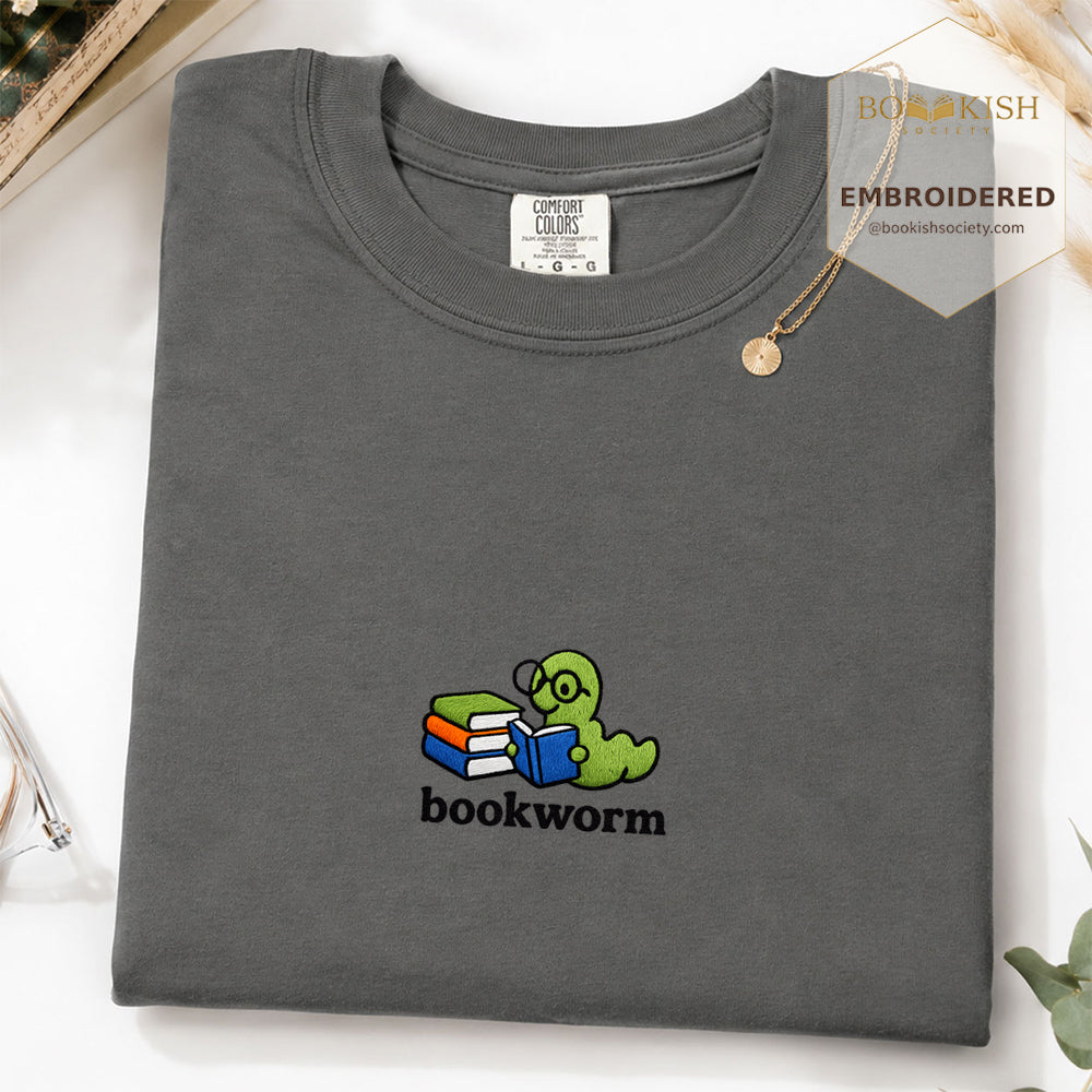 Embroidered Bookworm Comfort Color ® T-shirt Book Lover Gift Pepper
